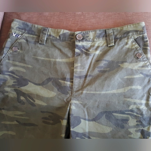 Men's Green Camo Board Shorts 38 - Picture 5 of 10